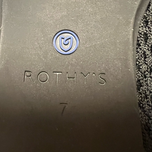 Rothy's The Loafers Size 7 Retired Black
Honeycomb Round Toe Flats - Picture 5 of 5